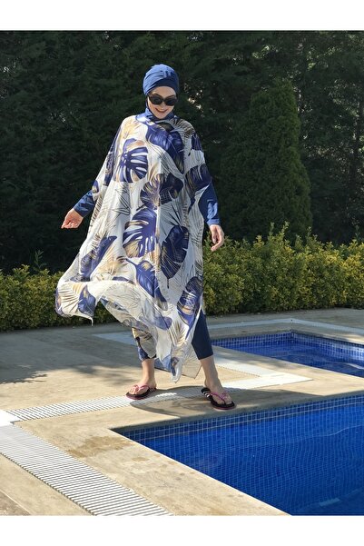 Butik Kardelen Camelya Hijab με μοτίβο πάνω από το μαγιό