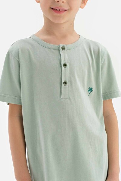 Dagi Mint Half Layer Embroidery Detailed T-Shirt Shorts Pajama Set