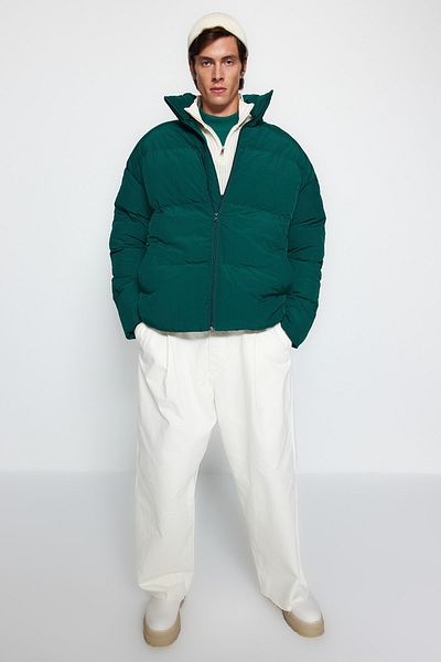 Trendyol Collection Grüner, übergroßer, wasser- und windabweisender, aufblasbarer Unisex-Wintermantel mit Stehkragen TMNAW24MO00003