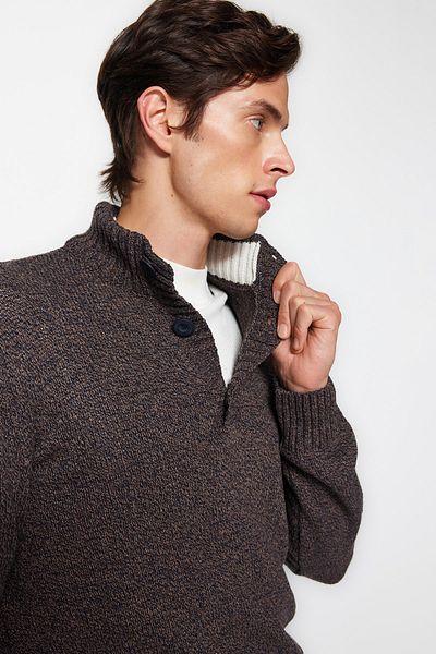 Trendyol Collection Half Fishing Wool Slim Fit Strickpullover – Braun, geknöpft – TMNAW21KZ0394
