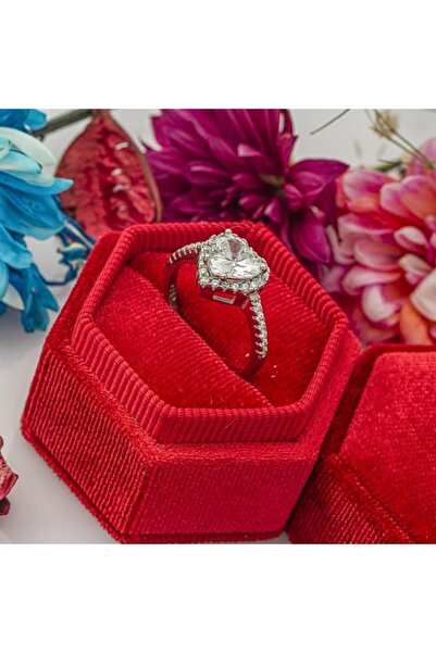 ALYANSEVİM Kalpli Zirkon Taşlı Tektaş Gümüş Bayan Yüzük