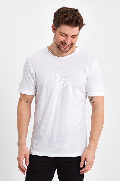 LACİVERTMEN 2617 تي شيرت مطبوع من القماش الأساسي المنقوش من الأمام