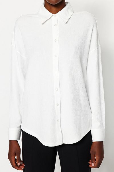Trendyol Collection Біла саржева кофта великого розміру Gomlek TWOAW24GO00011 TWOAW24GO00011