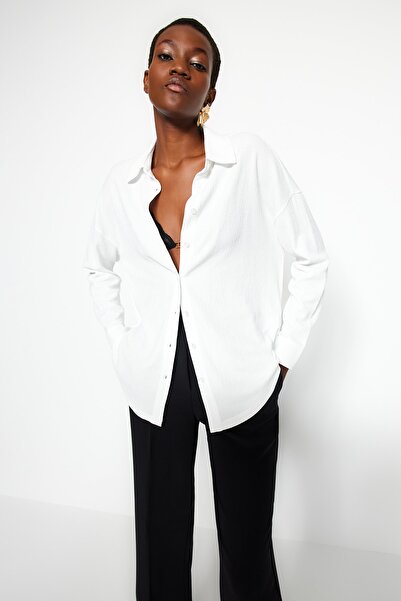Trendyol Collection Fehér Oversize kötött ing TWOAW24GO00011