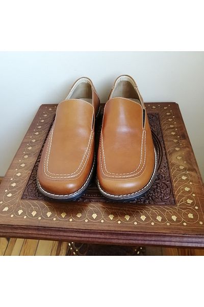 Butik Tülin Men's genuine leather tan soft comfortable with elastic sides genuine rubber non-slip sole loafer shoes