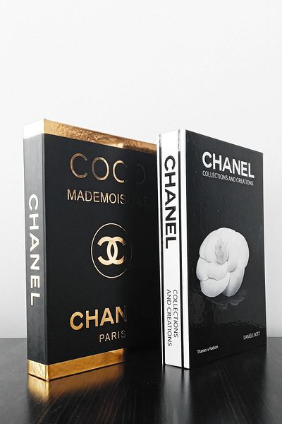BayCazip Black Gilt and Black Rose Themed 2-Piece Decorative Book Box Set