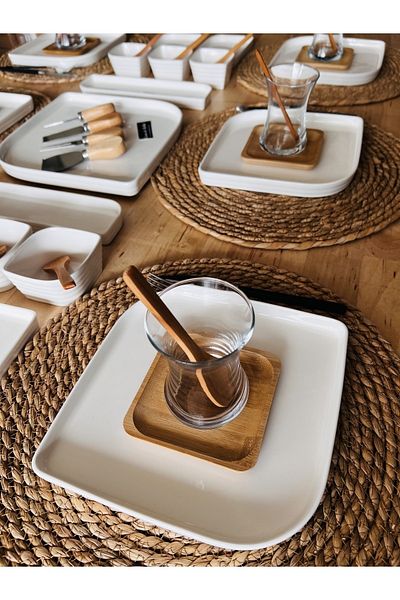CASA DE BELLA 43 Piece Porcelain Breakfast Set