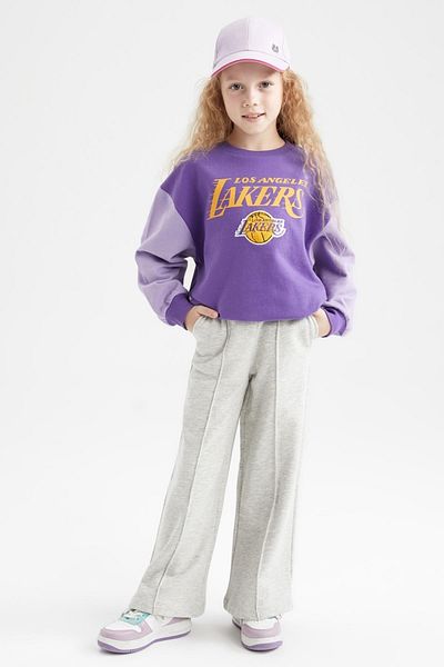DeFacto Girl's Nba Los Angeles Lakers Crew Neck Soft Furry Sweatshirt