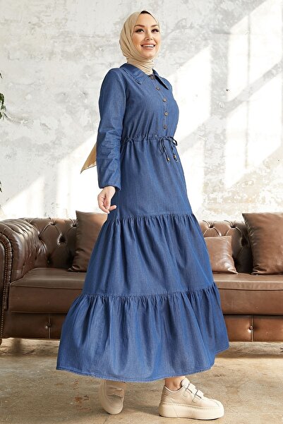 InStyle Джинсова сукня Betty Crew з вирізом на шиї синя