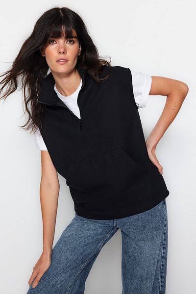 Trendyol Collection Черен плетен суитшърт Thessaloniki/трикотаж с яка с цип и нулев ръкав TWOAW24SW00002