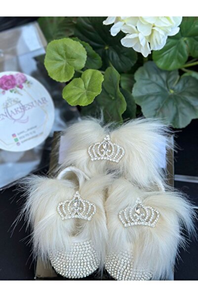 QUEEN AKSESUAR Marka moda özel tasarım lüks tüylü metal prenses broşlu bebek ...