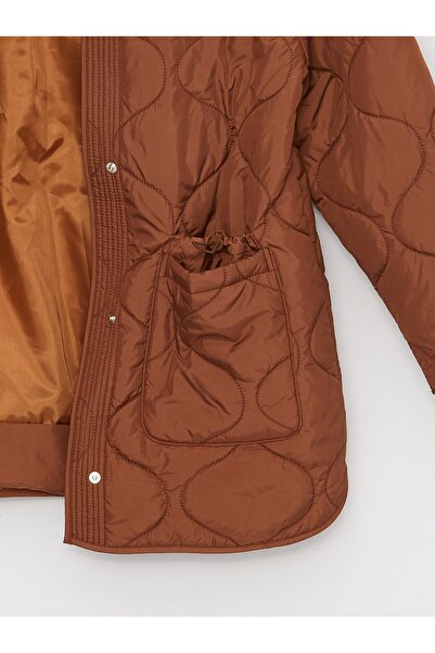 LC Waikiki Γυναικείο μπουφάν με μακρύ μανίκι με καπιτονέ λαιμόκοψη