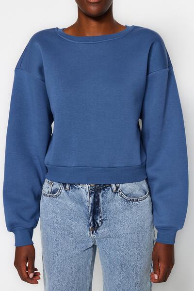 Trendyol Collection Indigo Relaxed Fit Crop Basic Crew Neck, vastag belső polár kötött pulóver TWOAW24SW00147