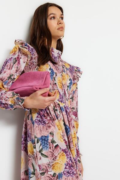 Trendyol Modest Vícebarevné tkané šaty s šifonovou podšívkou a volány TCTSS23EB00142