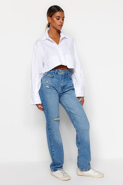 Trendyol Collection Blaue zerrissene High Waist Lange gerade Jeans TWOAW24JE00033