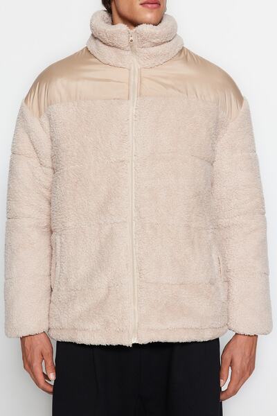 Trendyol Collection Χειμερινό μπουφάν Oversize με μπεζ βελούδινη επένδυση - TMNAW24MO00015