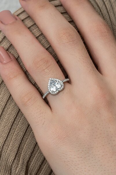 ALYANSEVİM Kalpli Zirkon Taşlı Tektaş Gümüş Bayan Yüzük