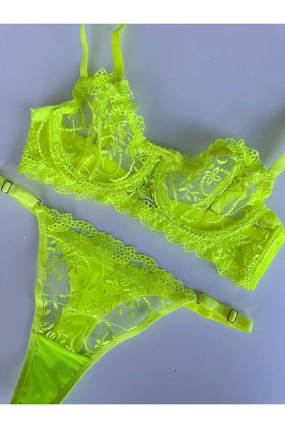 dem merys Floral Underwire Bra Set