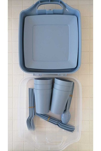 Bundeba Luxury 32 Piece Family Picnic and Travel Set