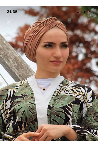 Nilbutik Ready Model Wrapped Bonnet
