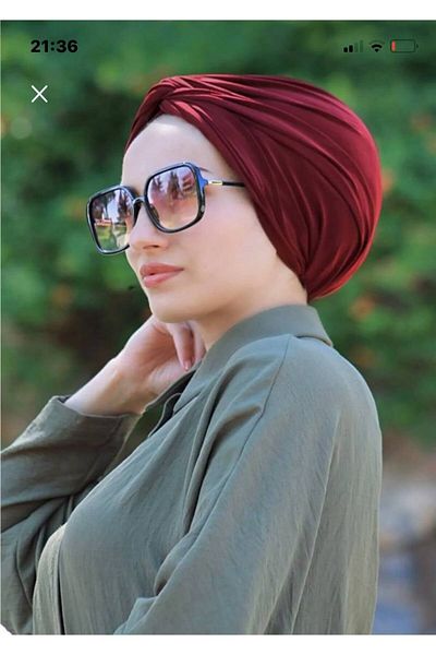 Nilbutik Ready Model Wrapped Bonnet