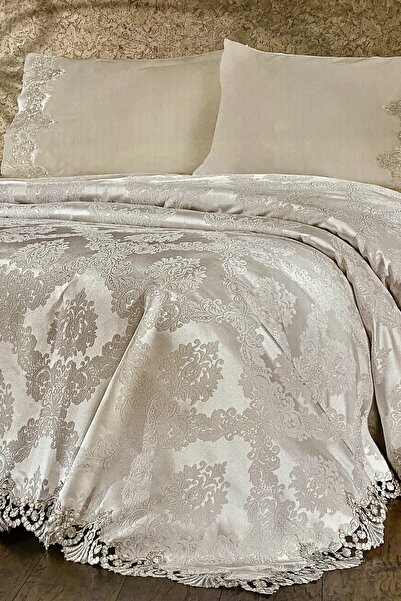çeyizden Kanuni Jakarlı Fransız Güpürlü Şönil Yatak Örtüsü