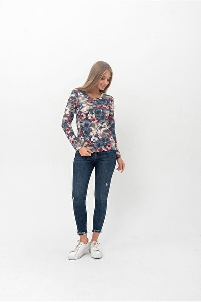 Nur Aka by Nurteks Yumoş Round Neck Floral Blouse