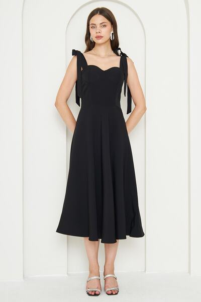 lovebox Atlas Kumaş Göğüs Dolgulu Bağlama Askı Tasarımlı Midi Boy Kloş Siyah ...