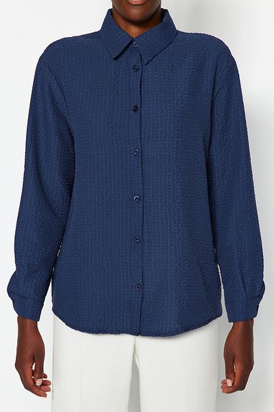 Trendyol Collection Námořnická modrá oversize tkaná košile - Wide Fit TWOAW24GO00054