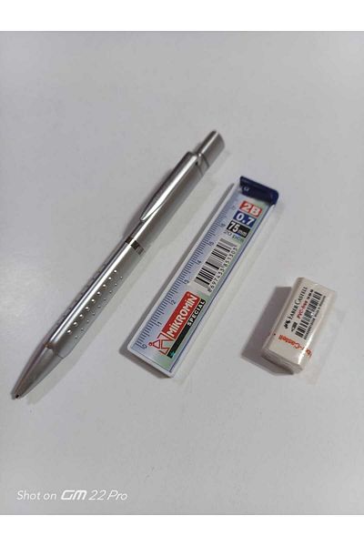 Osaka 07 NIB PENCIL SET (3 PIECES)