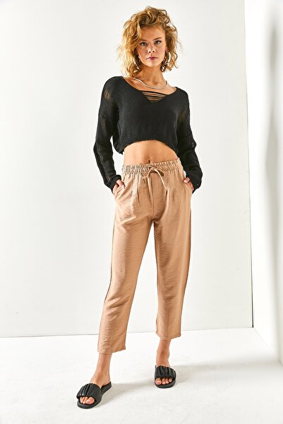 Olalook Γυναικείο λινό παντελόνι Milk Coffee ελαστική μέση με 4 μπατζάκια λεπτομερή λινό παντελόνι PNT-19000240