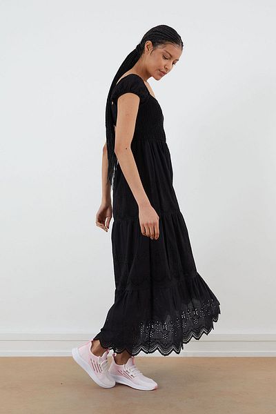 PAULMARK Sleeveless Lace Detailed Dress