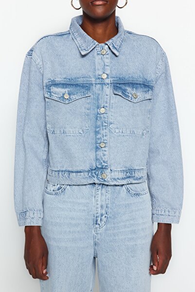 Trendyol Collection Light Blue Trucker Denim Jacket TWOAW24CE00010