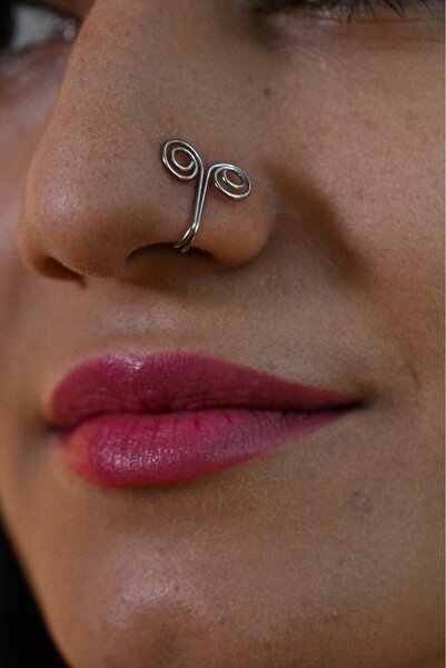 TÜKKAN ACCESSORİES GÜMÜŞ SIKIŞTIRMA FAKE ÇİFT HALKA DESENLİ BURUN KISTIRMA DE...