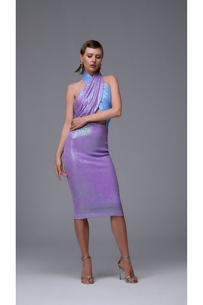 Gira official Rochie midi cu paiete albastru liliac cu detaliu în cruce