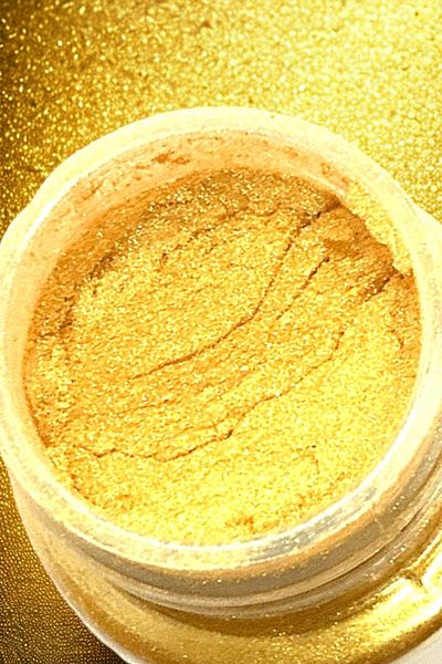 wonderway Glammed Gold Pigment Eyeshadow