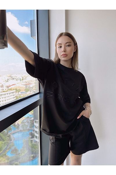 TMD AKSESUAR Black Shorts Suit with Wrapped Embroidery on the Front Since What Time
