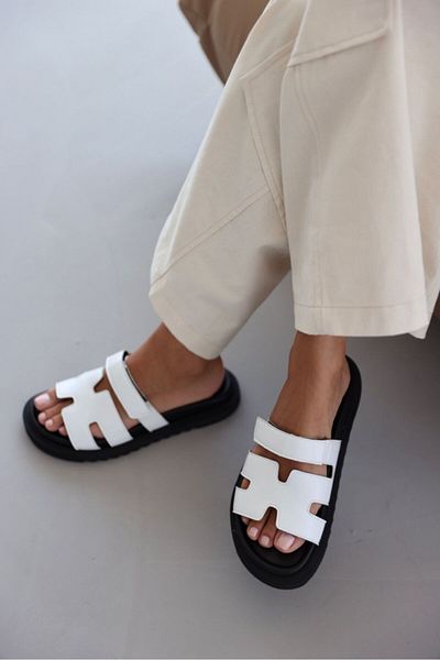 selinshoes شباشب نسائية فيلكرو من Agnes - تابا