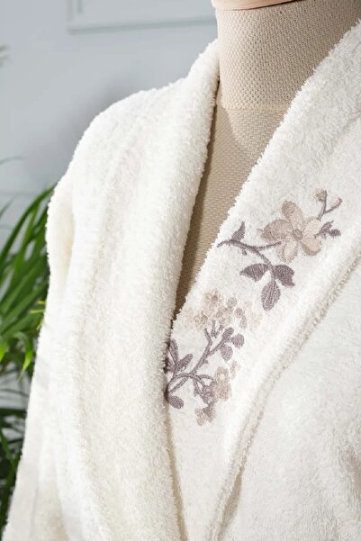 Karaca Home Flora Nakışlı 6 Parça Bornoz/banyo/yüz Havlusu Aile Banyo Seti Beyaz-bej