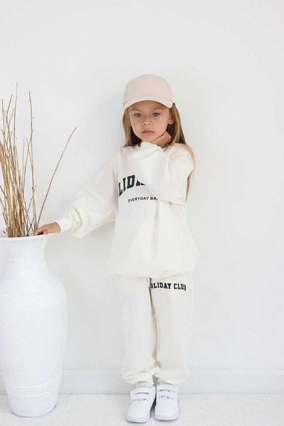 HellyGroup Unisex Ecru 2 Thread Lycra Printed Detailed Top and Bottom Seasonal Tracksuit Children's Set
