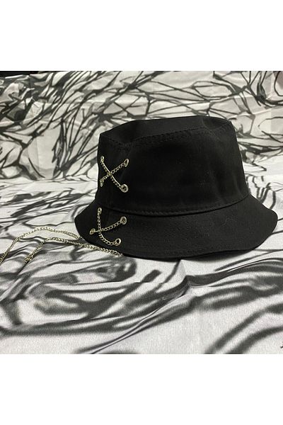 Köstebek Black Bucket Hat with Chain Eyelets