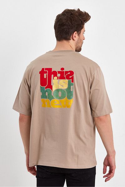 UOMOPARK 2636 Πίσω τυπωμένο μπλουζάκι με λεπτομέρεια στολίδι στο μπροστινό μέρος