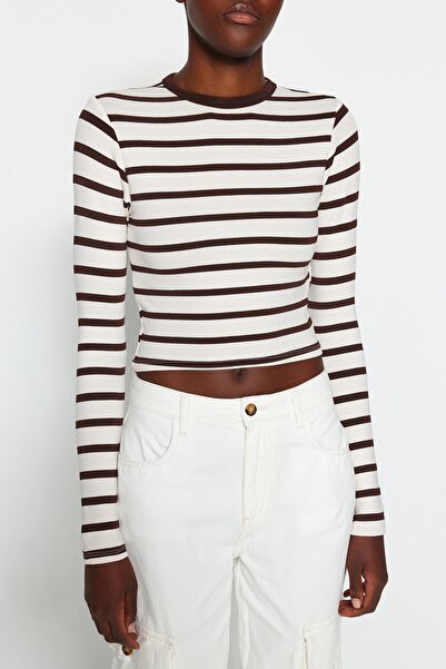 Trendyol Collection Καφέ ριγέ Premium Viscose Soft Fabric Fitted Crop ελαστική πλεκτή μπλούζα TWOAW24BZ00048