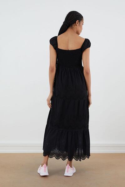 PAULMARK Sleeveless Lace Detailed Dress