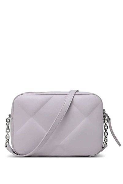 Calvin Klein حقيبة كروس بودي ريلي لوك للنساء K60K610767