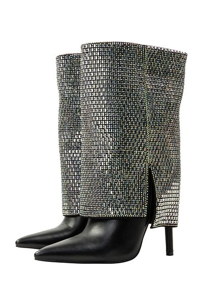 Faina Konečně Stiefeletten