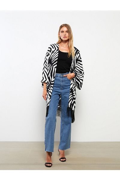 LC Waikiki Gemusterter, langärmliger Crinkle-Kimono für Damen mit Schalkragen