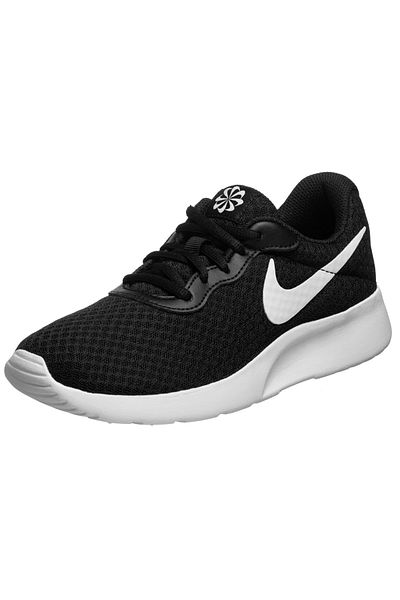 Nike Tanjun