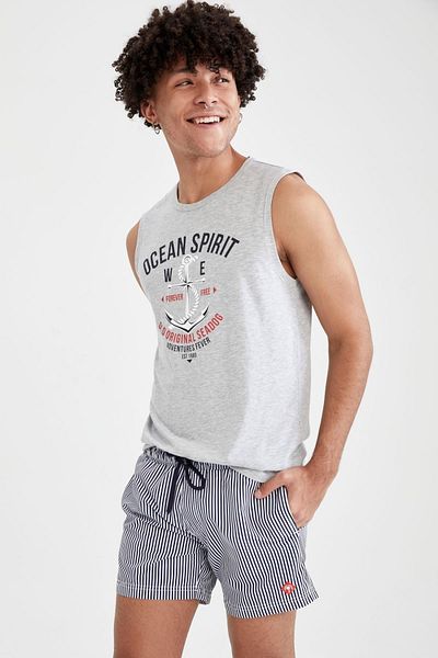 DeFacto Gestreift über dem Knie - Badeshorts
