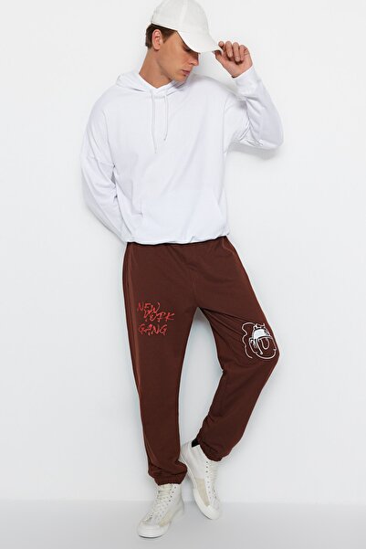 Trendyol Collection Καφέ Oversize/Φαρδιά κοπή με στάμπα με ελαστικό πόδι Jogger Loose Sweatpants TMNSS22EA0119